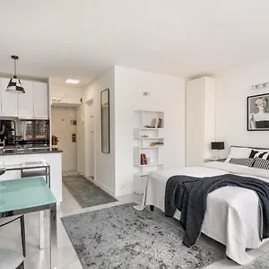 Rent Like - Plac Grzybowski 6 Warszawa